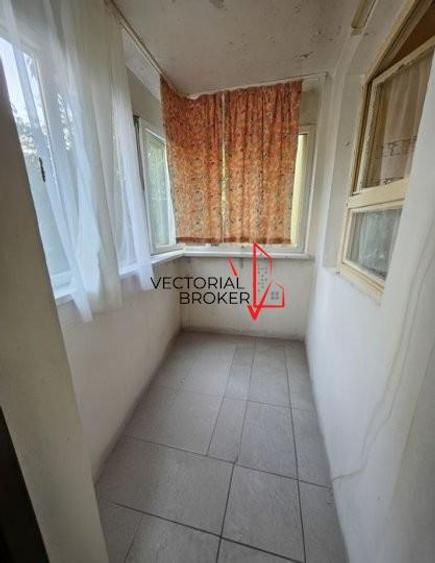Apartament cu 3 camere decomandat în Basarabia
