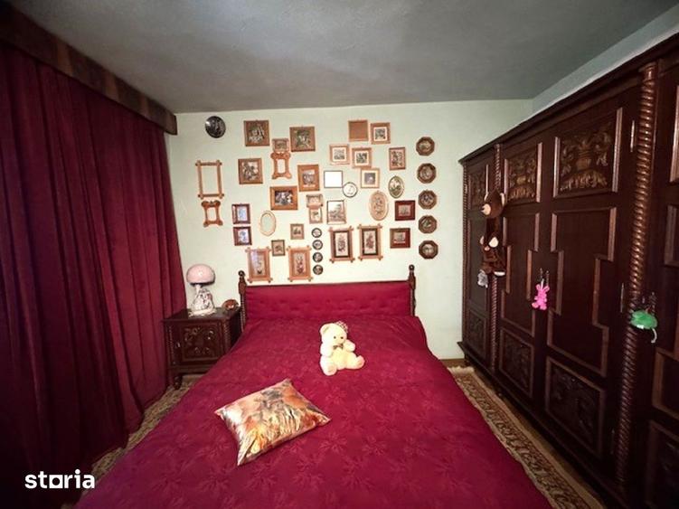 Apartament cu 4 camere decomandat în Central