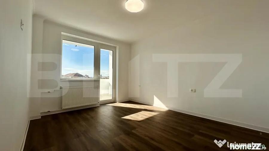 Apartament cu 3 camere semidecomandat în Dacia