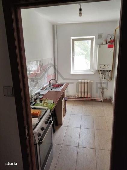Apartament cu 3 camere semidecomandat în Zimbru