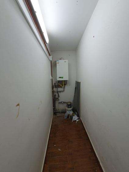 Apartament cu 4 camere decomandat în Dumbrăvița