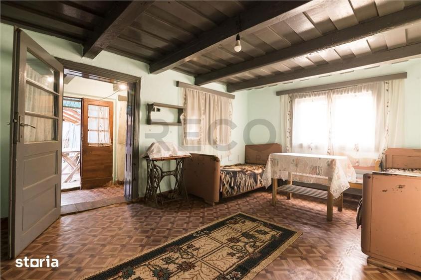 Casă cu 4 camere cu Teren 1450 Mp în Sârbi