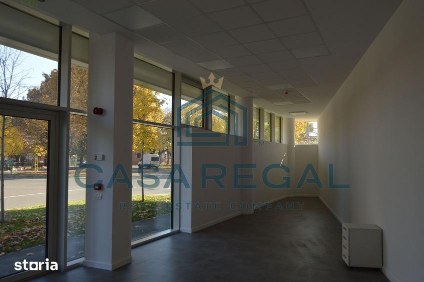 Spațiu comercial, de 52.36 mp, în Cantemir