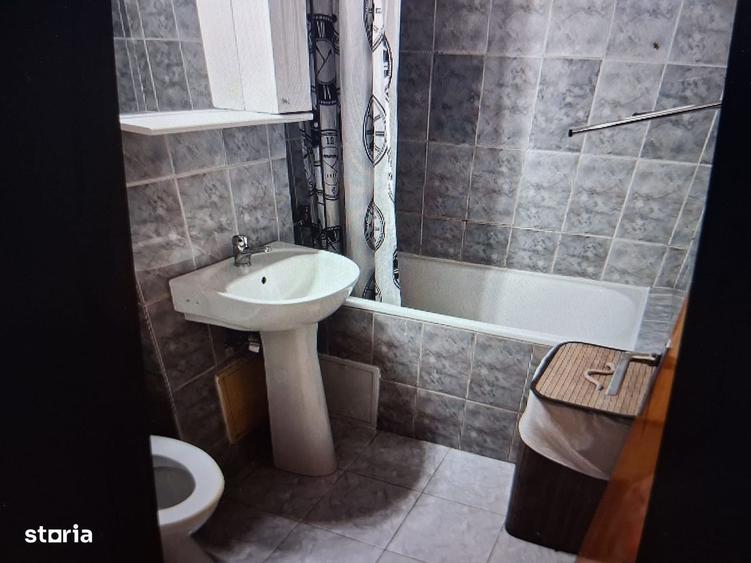 Garsonieră decomandată în Doamna Ghica