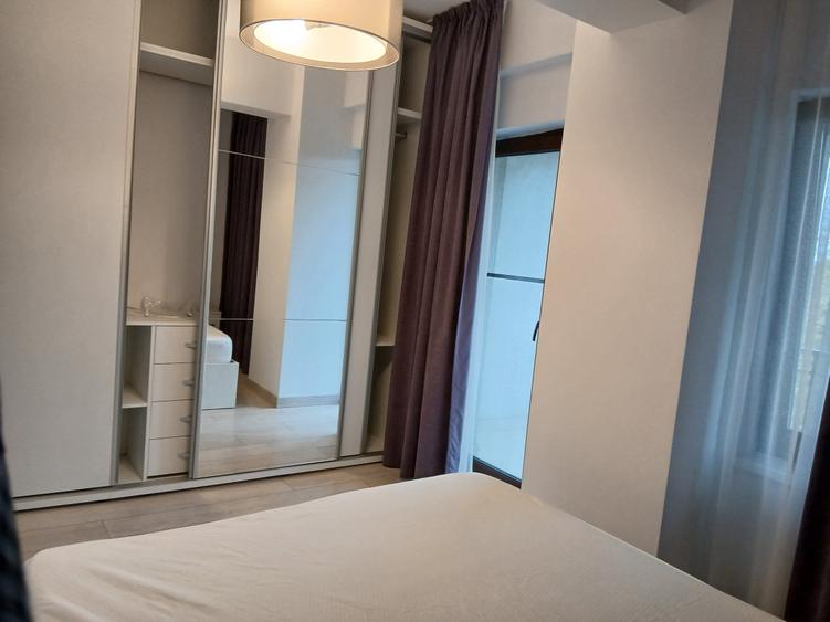 Apartament cu 2 camere decomandat în Nicolina