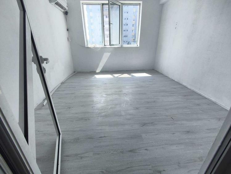 Garsonieră decomandată în Zahana