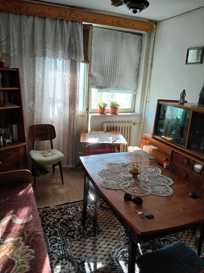 Apartament cu 2 camere semidecomandat în Exterior Vest