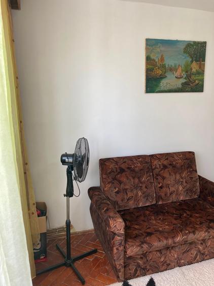 Apartament cu 2 camere semidecomandat în Decebal