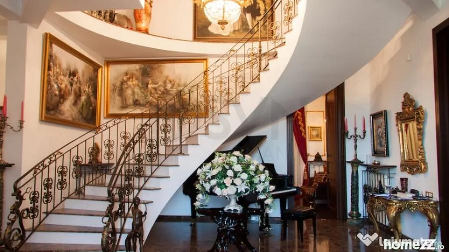Casă cu 7 camere cu Teren 3200 Mp în Cernica