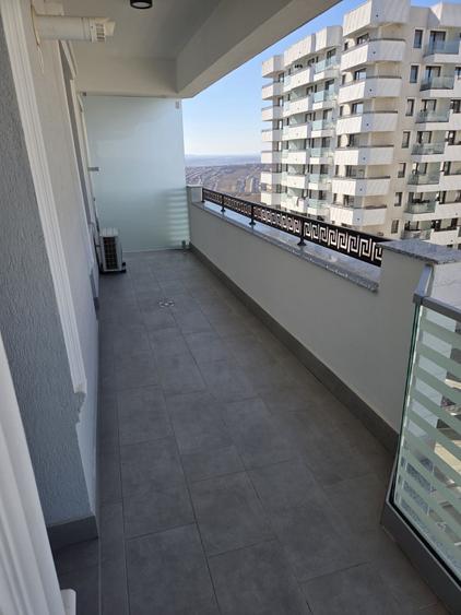 Apartament cu 2 camere decomandat în Cârlig