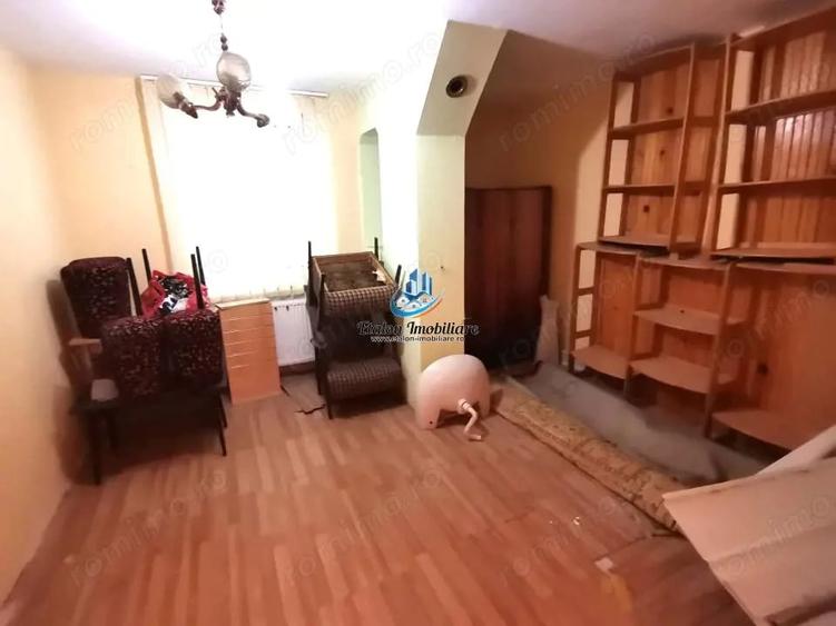 Apartament cu 3 camere decomandat în Precista