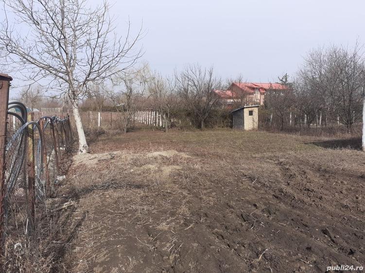 Teren de 816 mp, în Movilița