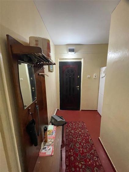 Apartament cu 2 camere semidecomandat în Apollo