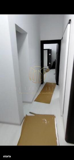 Apartament cu 4 camere în Centrul Civic