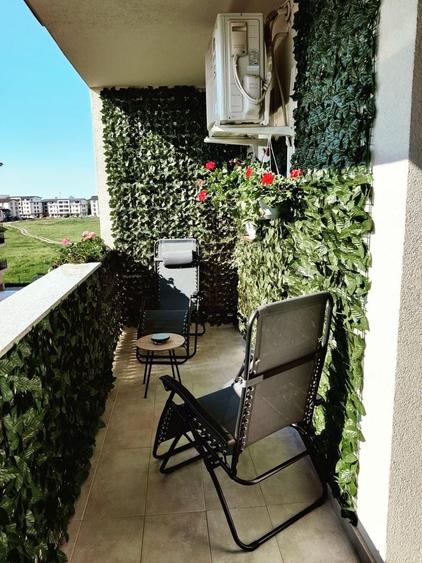Apartament cu 3 camere decomandat, mobilat în Girocului