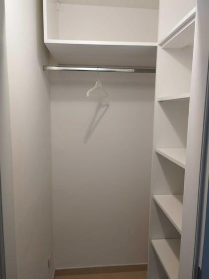 Apartament cu 3 camere decomandat în Exterior Vest