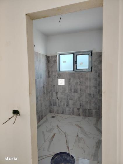 Casă cu 4 camere cu Teren 500 Mp în Periș