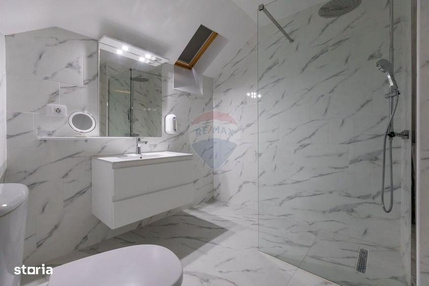 Spațiu comercial, de 1,200 mp, în Central