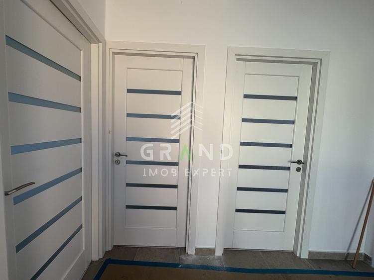 Duplex cu 4 camere cu Canalizare în Iris