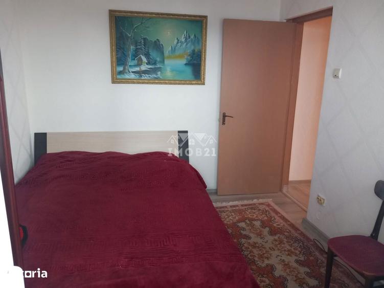 Apartament cu 4 camere decomandat în Bughea de Sus