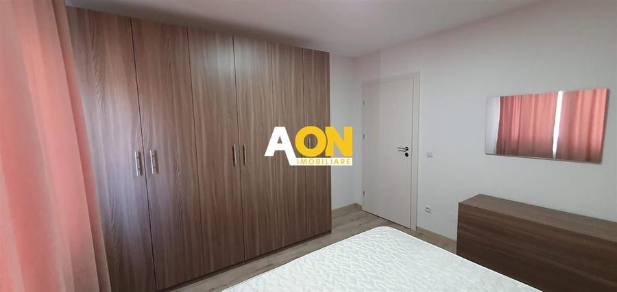 Apartament cu 3 camere decomandat, mobilat în Cetate