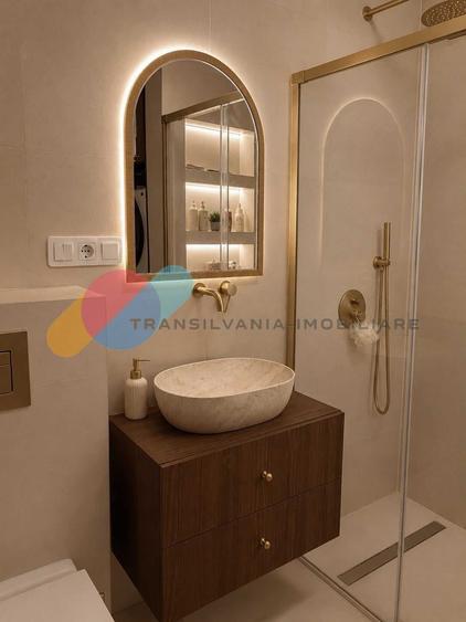Apartament cu 3 camere semidecomandat în Apahida
