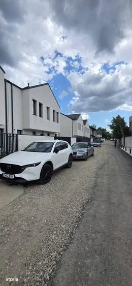 Casă cu 4 camere în Odăile