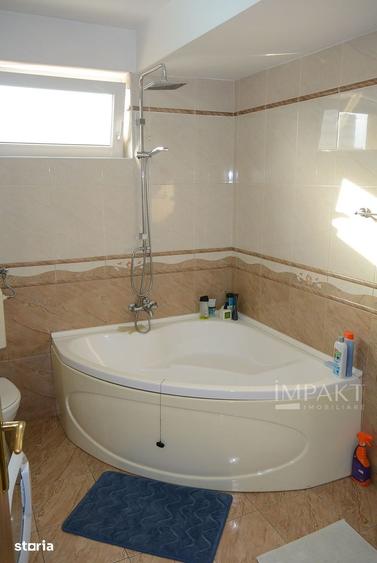 Apartament cu 5 camere în Bună Ziua