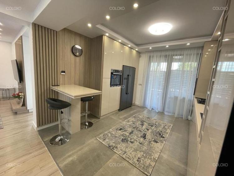 Duplex cu 5 camere cu Canalizare în Cug