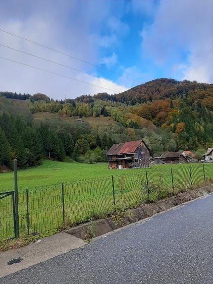 Casă individuală cu 3 camere cu Canalizare în Sătic