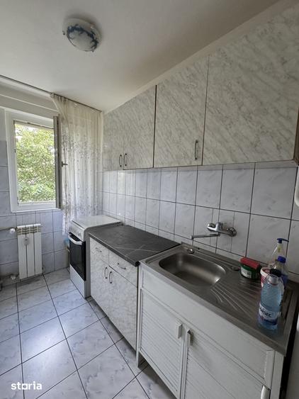Apartament cu 3 camere în Berceni — fotografia 1