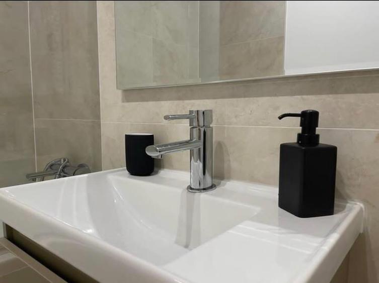 Baneasa - apartament elegant , 2 locuri de parcare - 7