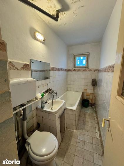 De vanzare apartament cu 2 camere ?i balcon, zona Smirodava 36.000e - 6