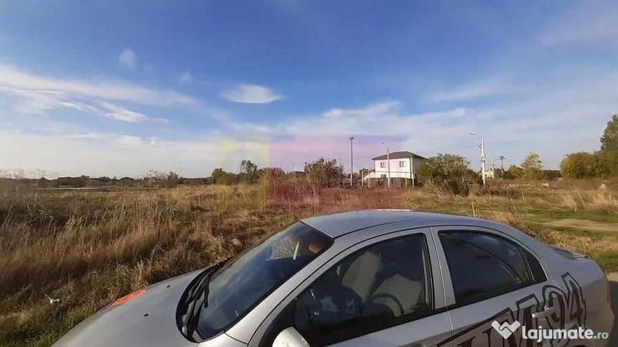 Teren de 1137 mp, în 1 Decembrie