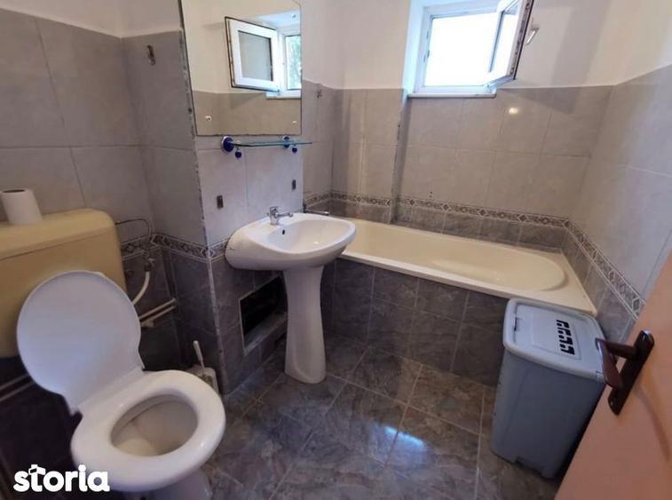Apartament cu 3 camere, mobilat în Central
