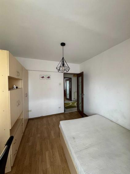 Apartament cu 2 camere decomandat în Aurel Vlaicu
