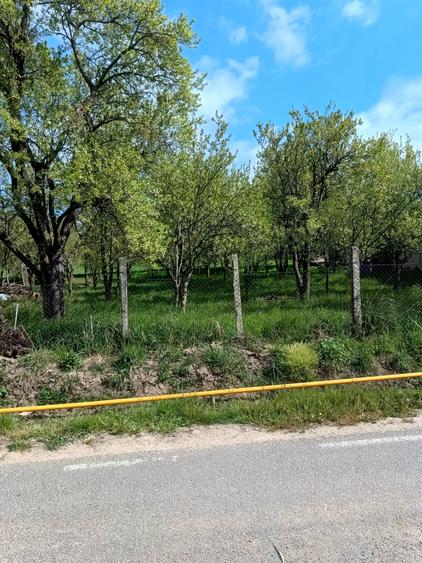 Teren de 2280 mp, în Aiton