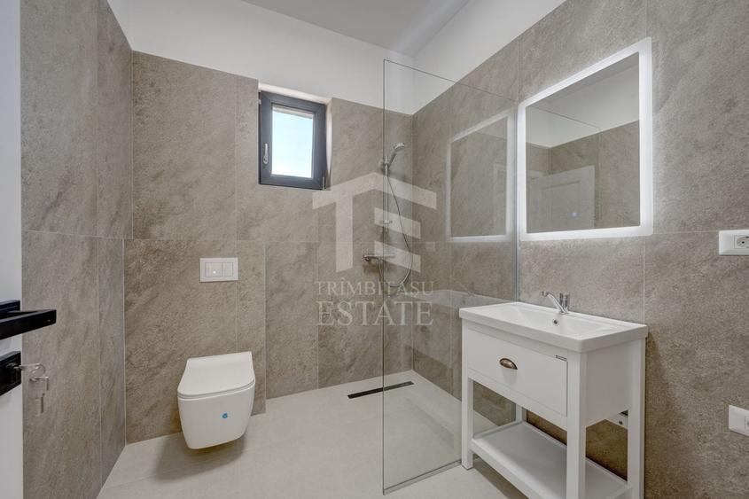 Casă cu 4 camere cu Canalizare în Drumul Taberei