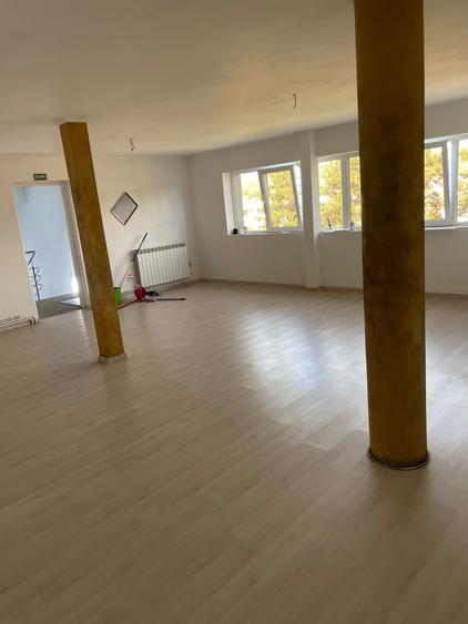 Spațiu comercial, de 70 mp, în Nicolae Bălcescu