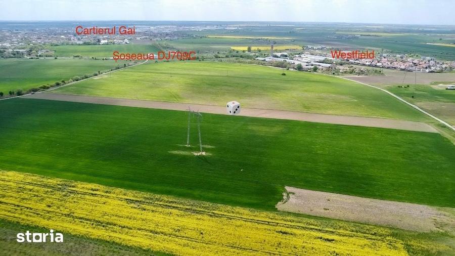 Teren de 38000 mp, în Central