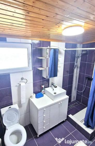 Casă cu 3 camere cu Teren 2100 Mp în Tuzla