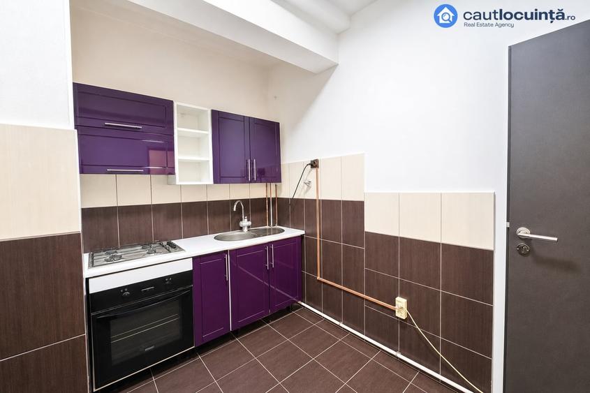 Apartament cu 3 camere în P-ța Romană