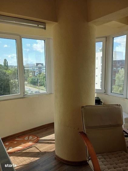 Apartament cu 3 camere decomandat în Bere