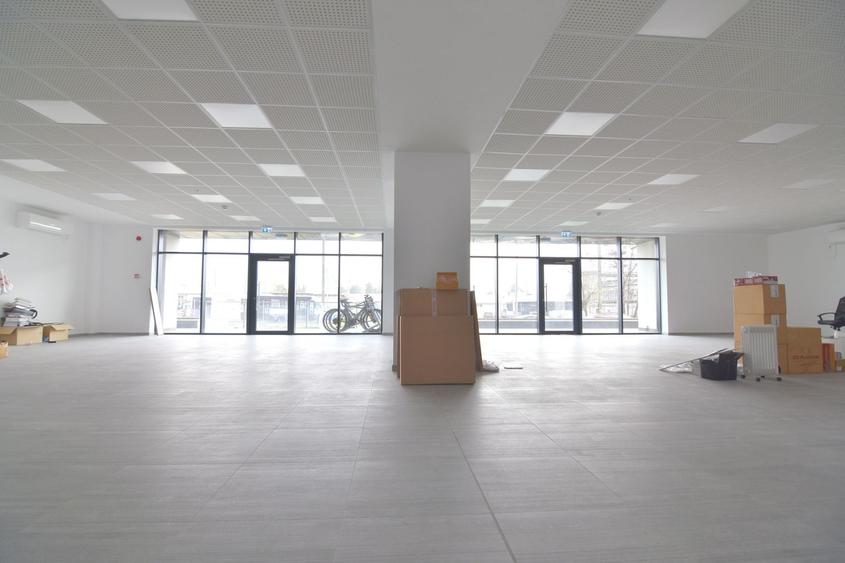 Spațiu comercial, de 201.5 mp, în Complex Studențesc
