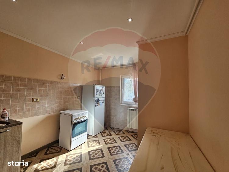 Apartament de vanzare - 4