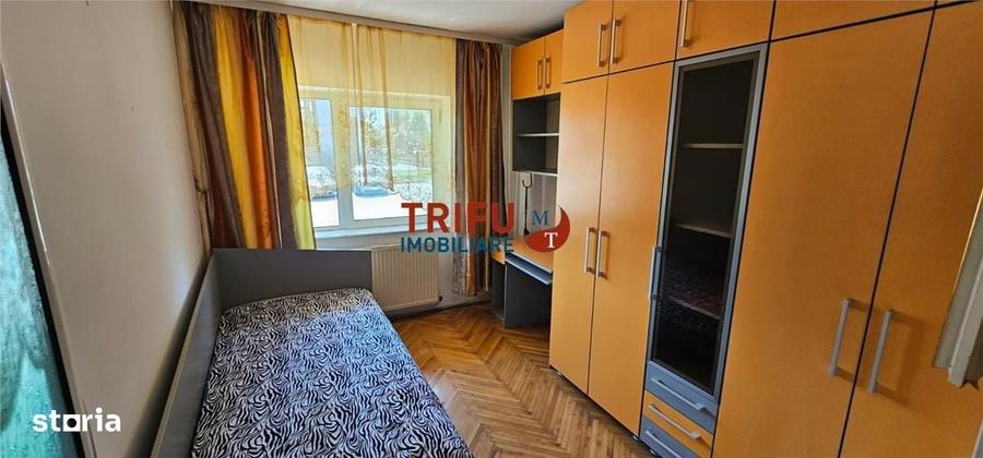 Apartament cu 3 camere decomandat în Tolstoi