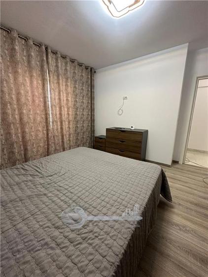 Apartament cu 2 camere decomandat, mobilat în Galata