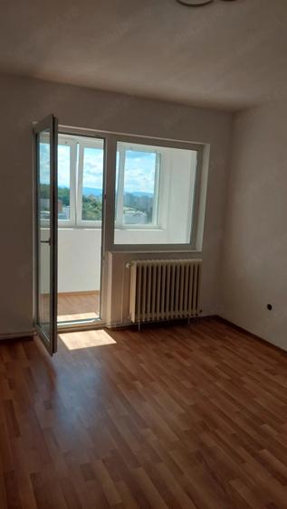 Apartament cu 2 camere decomandat în Mărăști