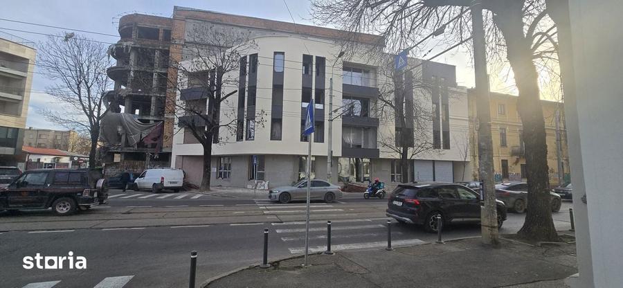 Spațiu comercial, de 570 mp, în Ferdinand