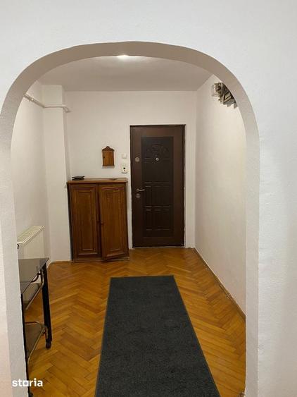 Apartament cu 4 camere decomandat în Gheorgheni